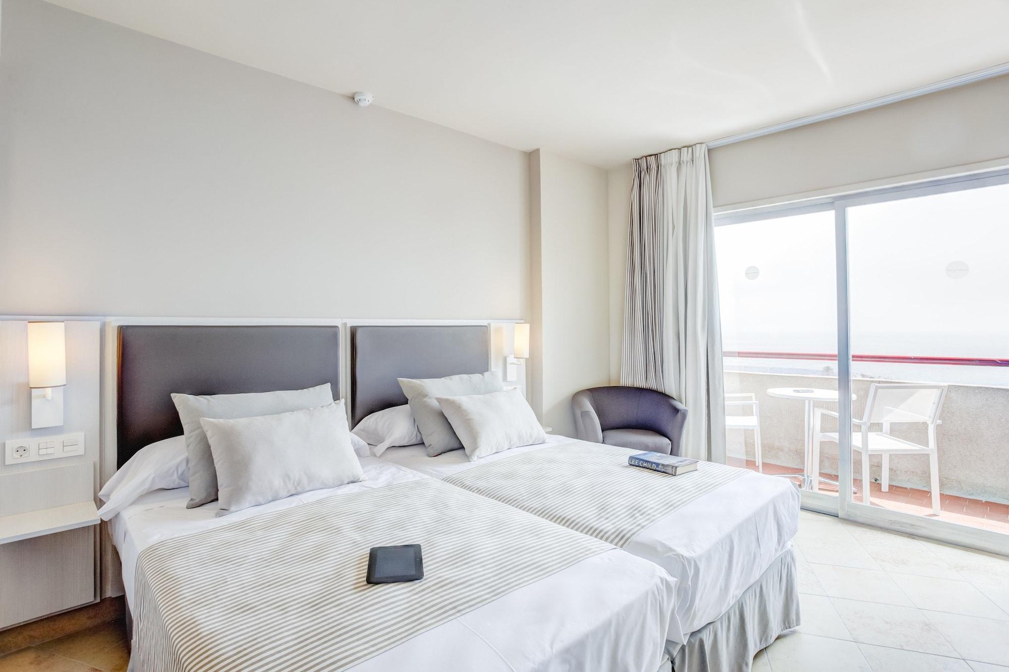 Hotel El Puerto By Pierre Vacances Fuengirola Ngoại thất bức ảnh