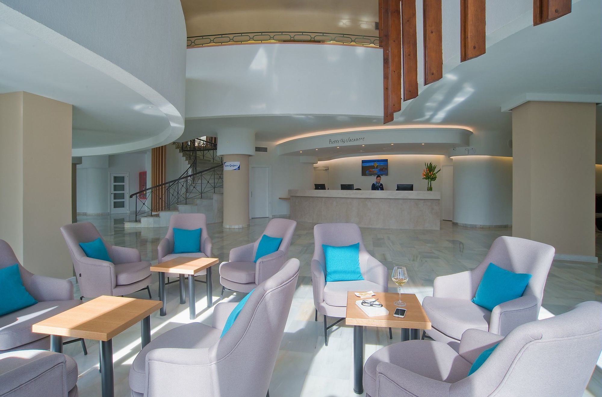 Hotel El Puerto By Pierre Vacances Fuengirola Ngoại thất bức ảnh